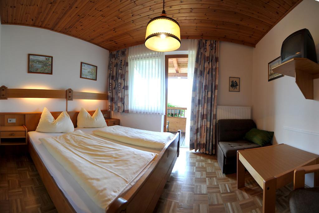 Gasthof Waldemar Otel Hermagor Oda fotoğraf
