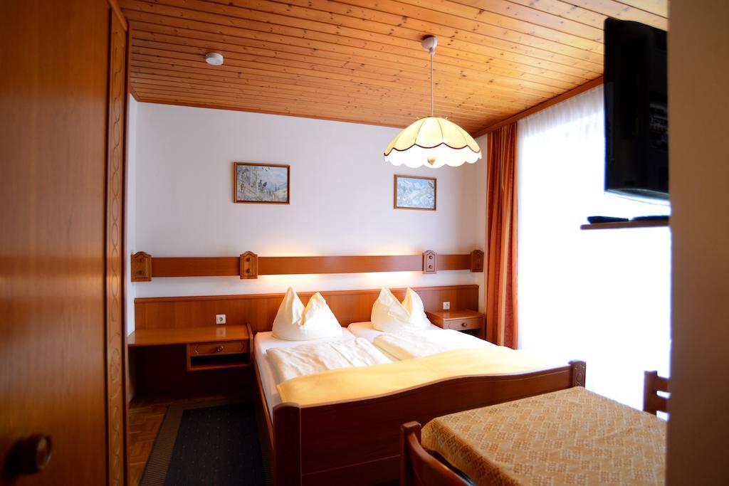 Gasthof Waldemar Otel Hermagor Oda fotoğraf